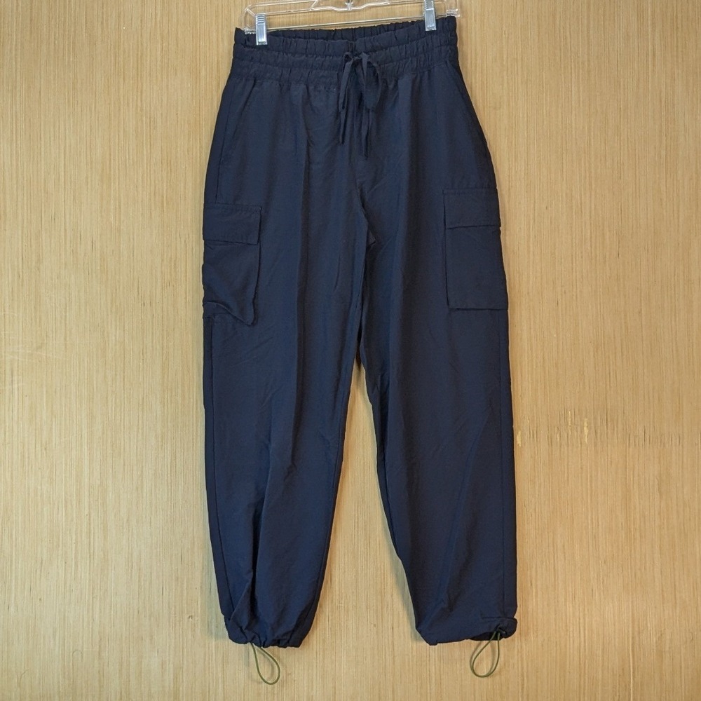 Fabletics Black Cargo Jogger Pants Women Medium High Rise Lightweight Active Gym